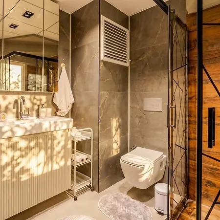 Diker Port Apartament *