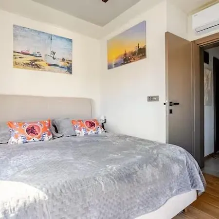 Diker Port Apartment Antalya