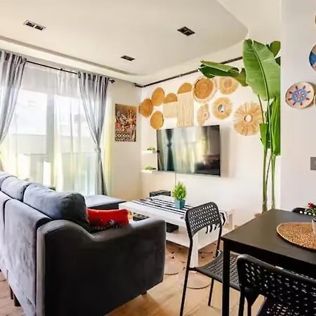 Diker Port Apartment