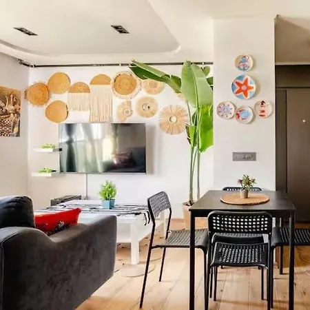 Apartment Diker Port