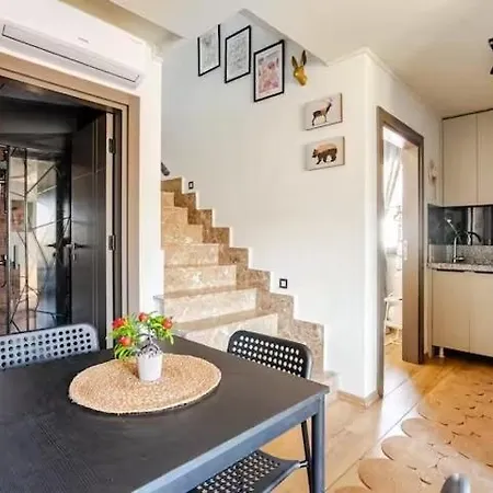 Apartment Diker Port *